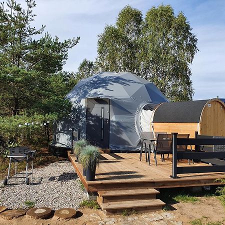 Podniebny Glamping Hotell Borsk Eksteriør bilde