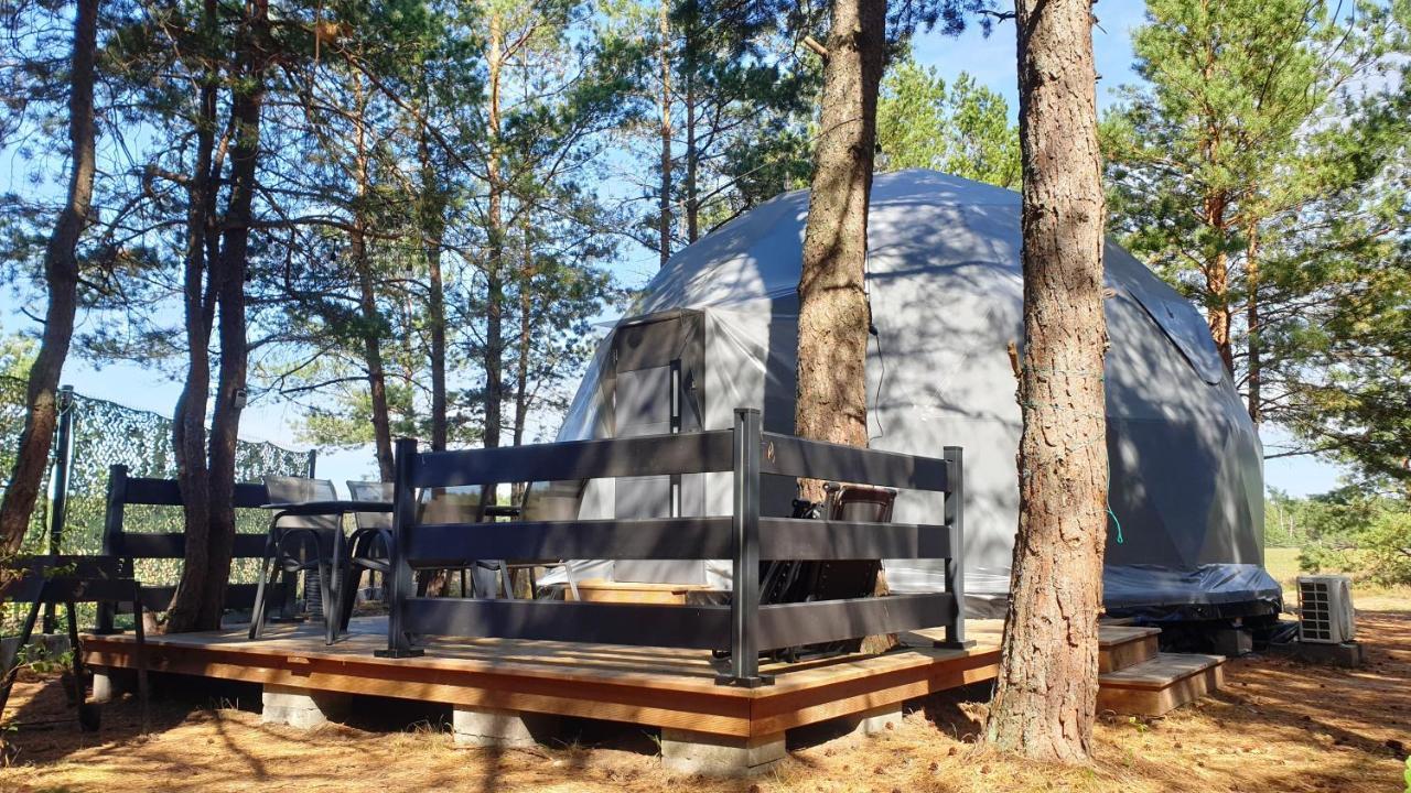 Podniebny Glamping Hotell Borsk Eksteriør bilde